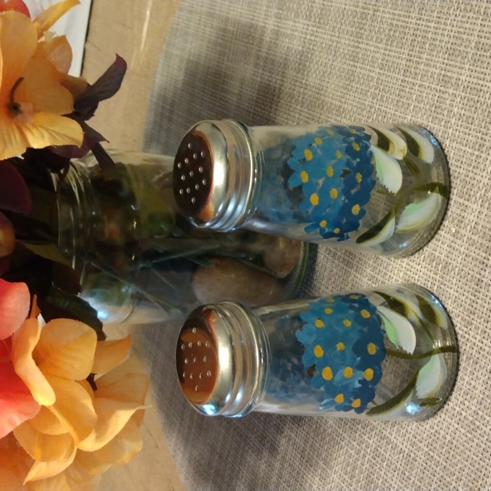 Salt and pepper shakers